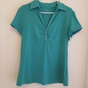 APT 9 V neck 3 button down short sleeve top